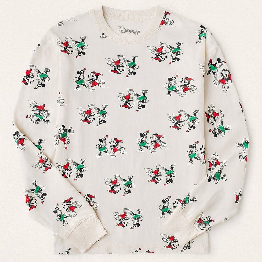 Disney Winter / Christmas Lightweight Sweatshirt Size Small EUC